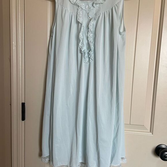Vintage Shadowline Nightgown and Robe Set Size Medium Lace Flowers lBlue USA - Picture 16 of 17